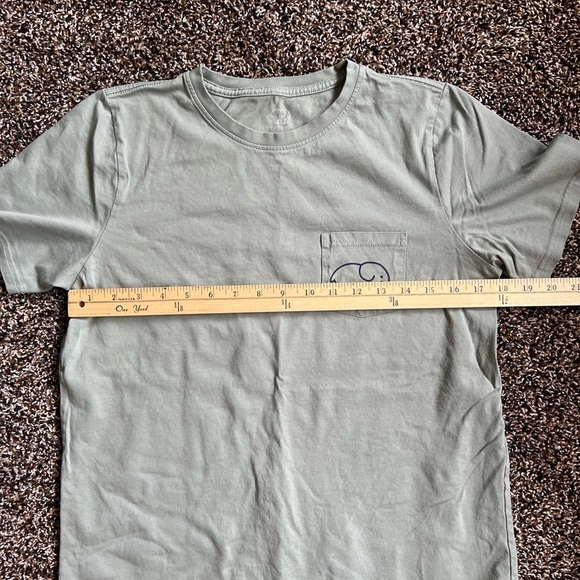 Ivory Ella Green Short Sleeve Tee with Elephant Graphic - Picture 6 of 7